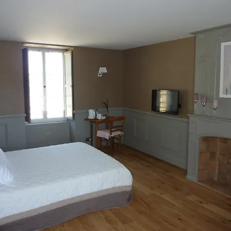 Gentilhommiere De La Grande Toutenais Bed & Breakfast *