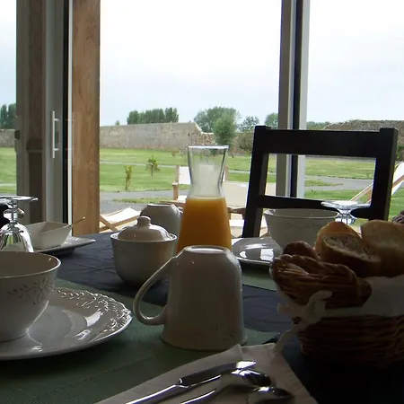 Bed & Breakfast Gentilhommiere De La Grande Toutenais